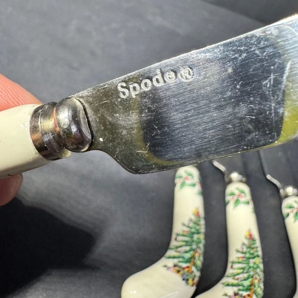Spode Christmas Tree Cheese Spreaders Set of 4 Stainless‎ Steel Ceramic Handles